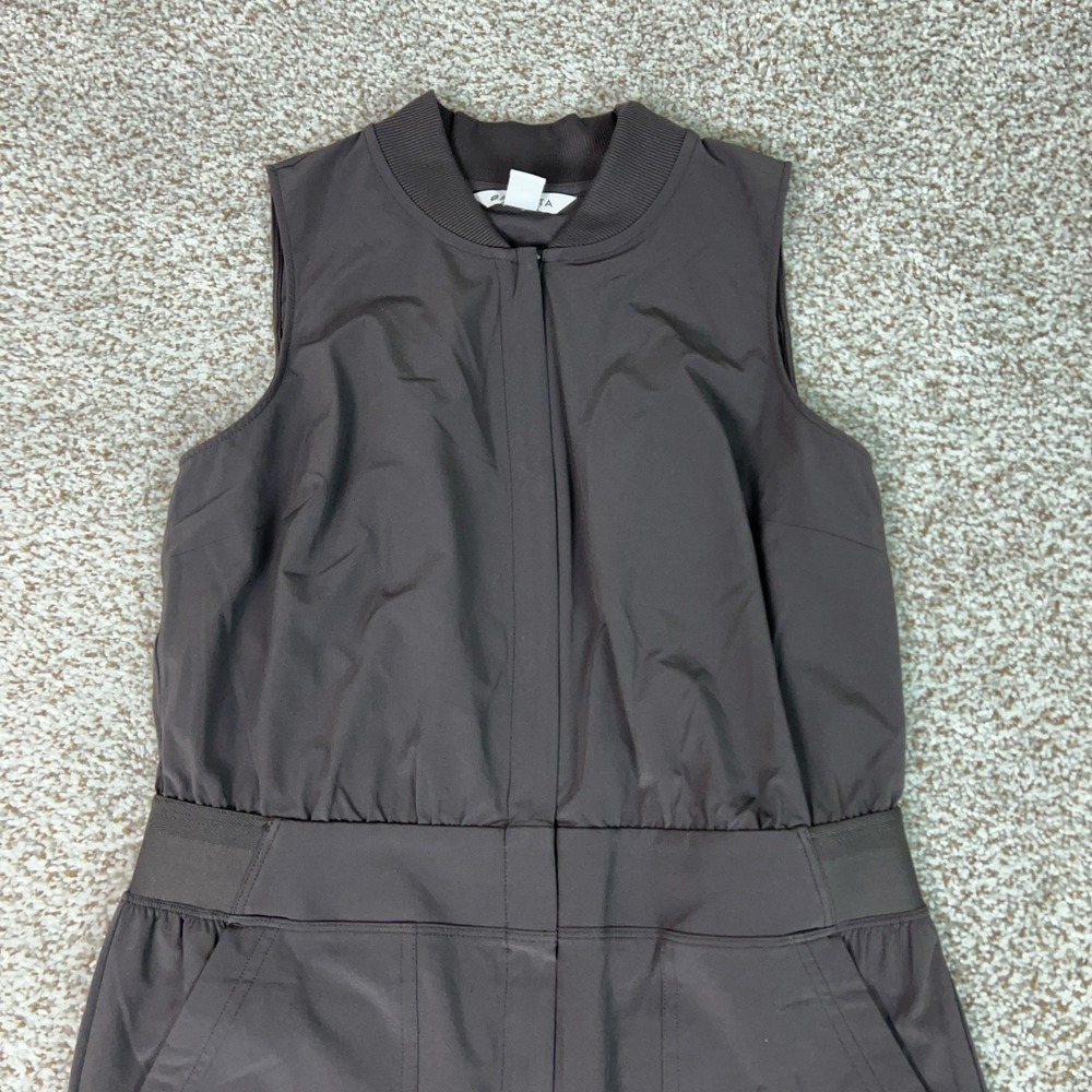 Athleta Jumpsuit Womens 10 Gray Brooklyn Utility Wide Leg Zip Pockets Travel - Picture 4 of 16